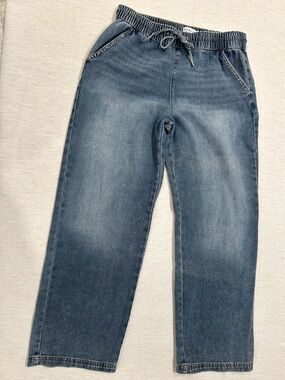 Vanilla Star Jeans, Junior Medium 
Elastic Waist